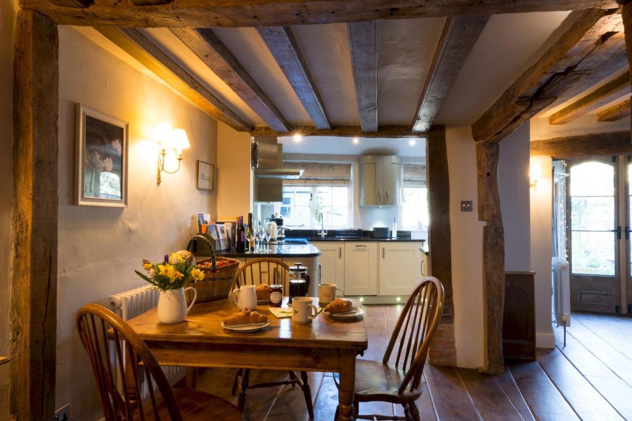 Miller Cottage A Luxury 1550'S Cottage In The Historic Centre Of Saffron Walden Eksteriør bilde