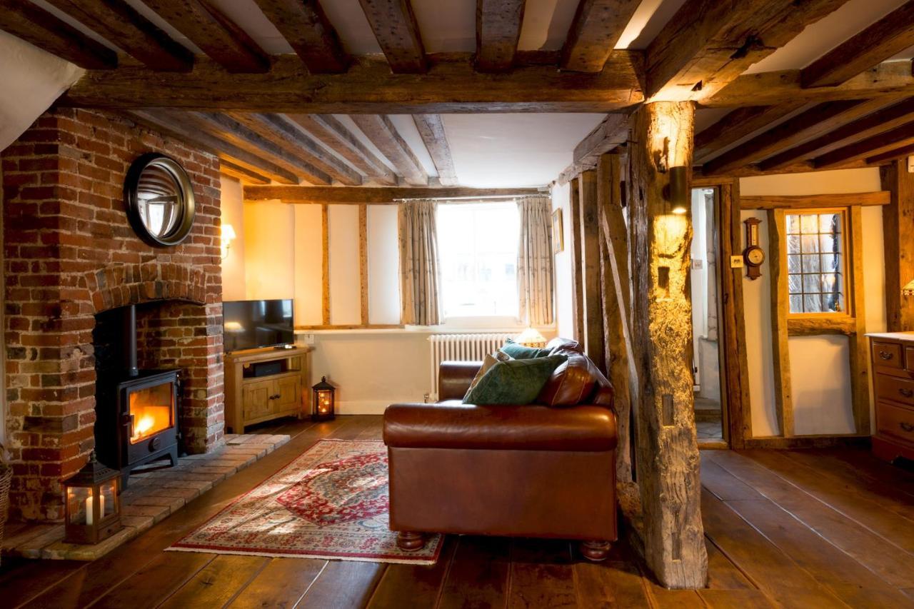 Miller Cottage A Luxury 1550'S Cottage In The Historic Centre Of Saffron Walden Eksteriør bilde