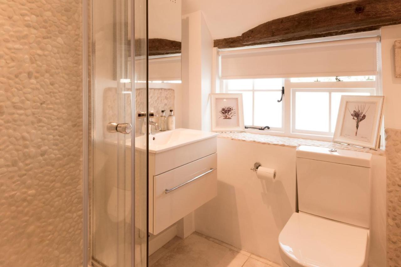 Miller Cottage A Luxury 1550'S Cottage In The Historic Centre Of Saffron Walden Eksteriør bilde